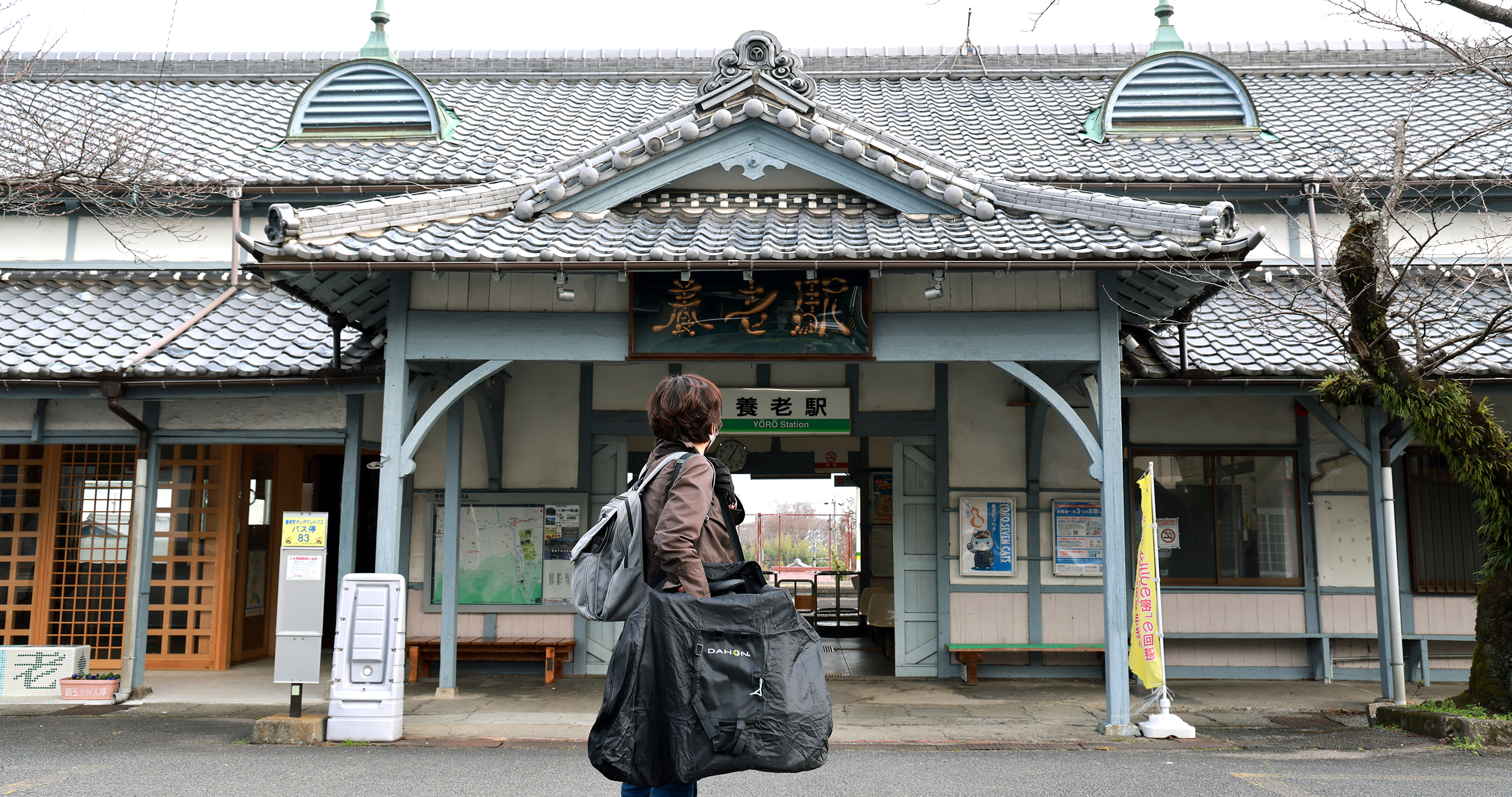 ウェブサイト「駅と駅舎の旅写真館」中の人に訊く鉄道写真と輪行の活用