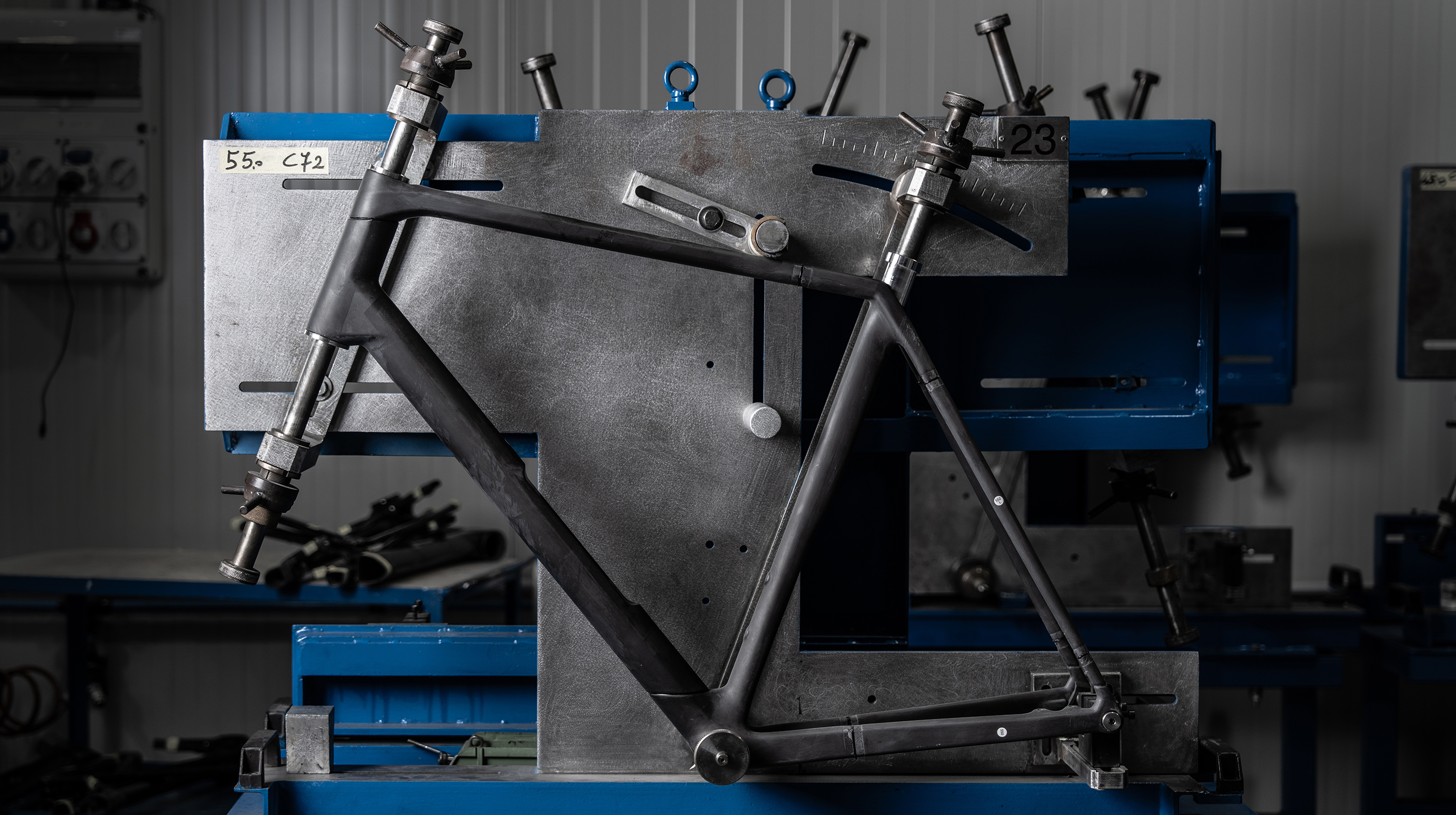 Perfectly composed. ／「C72」のホワイトペーパーを公開 COLNAGO